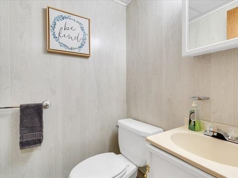 31 Mohawk St, Danvers, MA 01923 photo 34