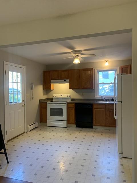 948 Hancock St, Fall River, MA 02721 photo 4