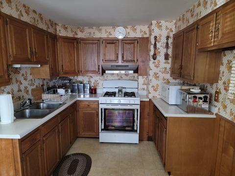 3 Cherry St, Ware, MA 01082 photo 11