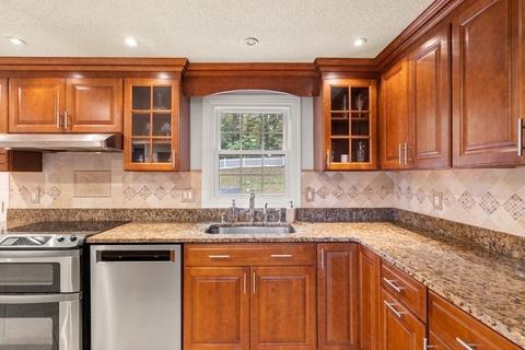 16 Shore Ave, Maynard, MA 01754 photo 7