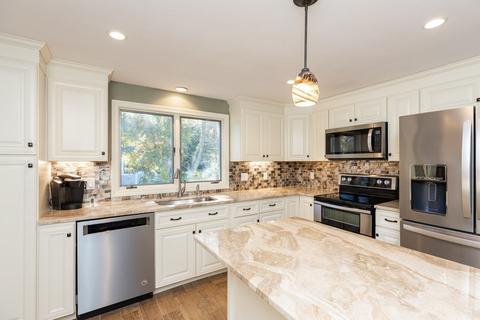 7 Robinwood Rd, Wareham, MA 02532 photo 6