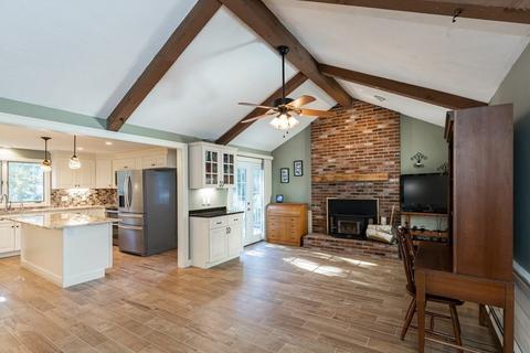 7 Robinwood Rd, Wareham, MA 02532 photo 8