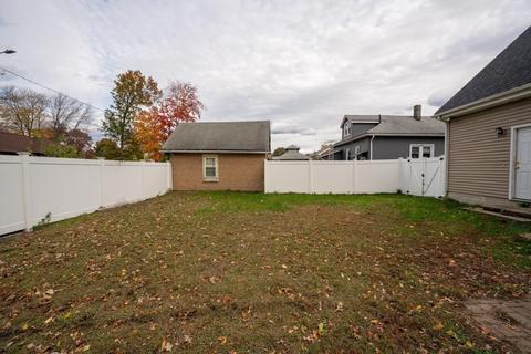 820 Mckinstry Ave, Chicopee, MA 01020 photo 15