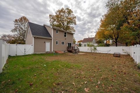 820 Mckinstry Ave, Chicopee, MA 01020 photo 9