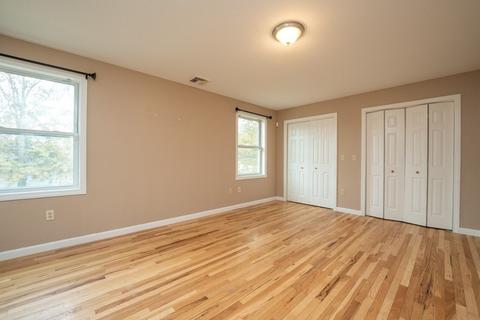820 Mckinstry Ave, Chicopee, MA 01020 photo 8