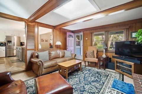 24 Princess Rd, Springfield, MA 01129 photo 17