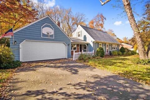 24 Princess Rd, Springfield, MA 01129 photo 1