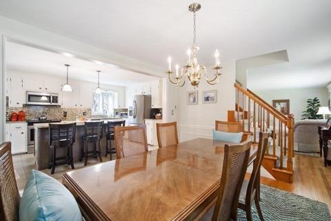 24 Princess Rd, Springfield, MA 01129 photo 8