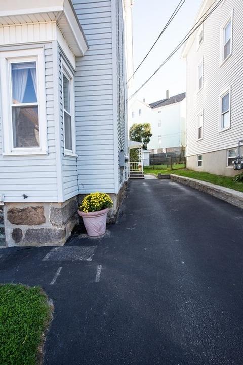 150 Hunter St, Fall River, MA 02721 photo 4