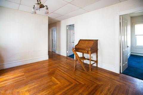 150 Hunter St, Fall River, MA 02721 photo 23