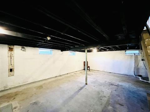 4 Foley Rd, Gloucester, MA 01930 photo 14