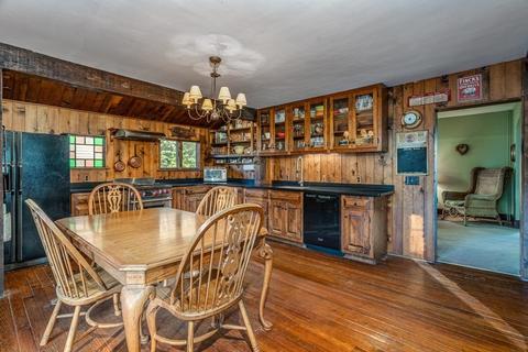 86 Pine View Ave, Worcester, MA 01603 photo 9