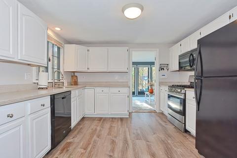 295 Ware St, Mansfield, MA 02048 photo 9