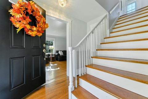 221 Central St, Hingham, MA 02043 photo 2