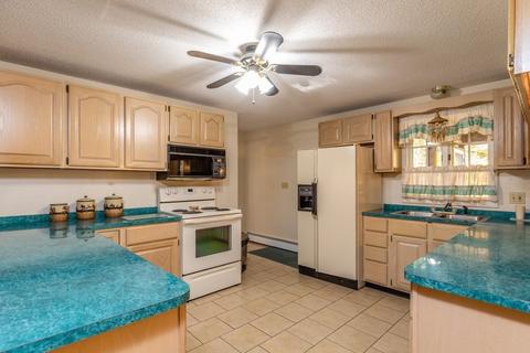 100 Willis Rd, Phillipston, MA 01331 photo 3