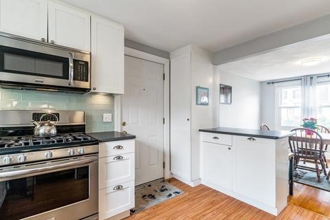 22 Sumner St, Dedham, MA 02026 photo 14
