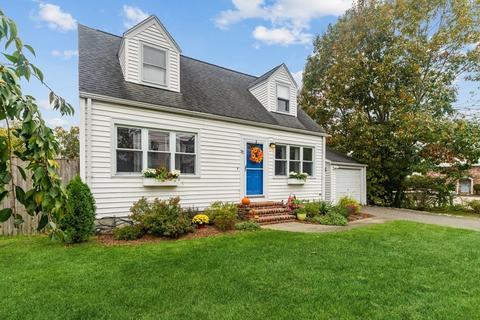 22 Sumner St, Dedham, MA 02026 photo 1
