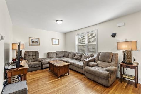 38 Walnut St, Maynard, MA 01754 photo 2