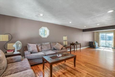 36 Bailey Ln, Georgetown, MA 01833 photo 8