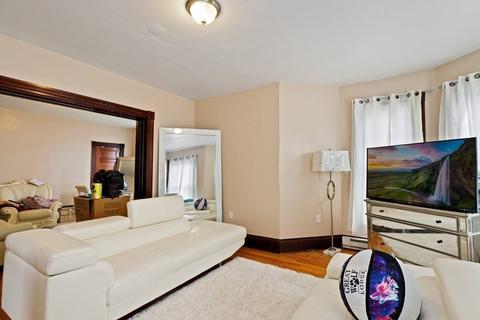 6 Shawmut St, Worcester, MA 01609 photo 5