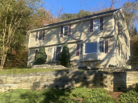 57 Summer Hill Rd, Maynard, MA 01754 photo 2