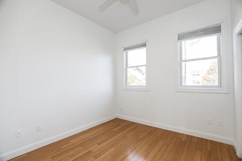 289 Dutton #3, Lowell, MA 01852 photo 22
