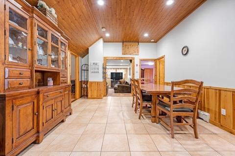 41 Valley View Ln, Worcester, MA 01604 photo 9