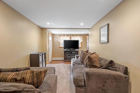 41 Valley View Ln, Worcester, MA 01604 photo 3