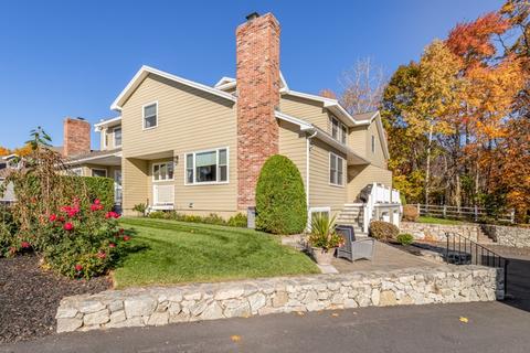 24 Carnation Cir #A, Reading, MA 01867 photo 2