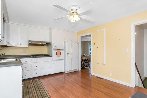 243 Campbell Dr, Lowell, MA 01851 photo 4