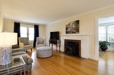 137 Bellevue Ave, Springfield, MA 01108 photo 6