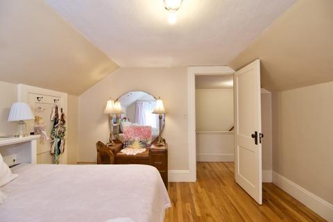 137 Bellevue Ave, Springfield, MA 01108 photo 37