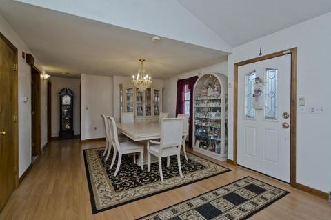 66 Hyde Ave, Chicopee, MA 01020 photo 5