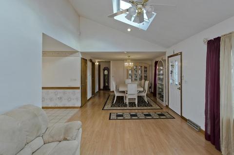 66 Hyde Ave, Chicopee, MA 01020 photo 4