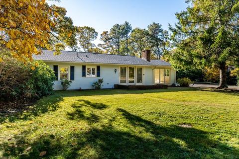 1030 Phinneys Ln, Barnstable, MA 02632 photo 2