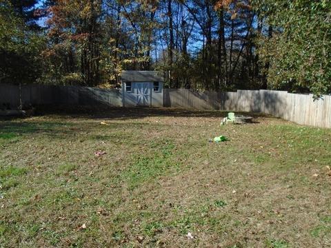 198 Hanson Dr, Springfield, MA 01128 photo 26