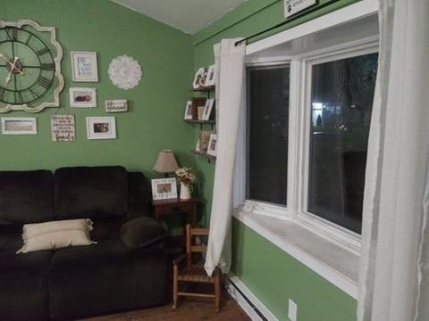 198 Hanson Dr, Springfield, MA 01128 photo 6