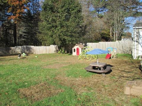 198 Hanson Dr, Springfield, MA 01128 photo 25