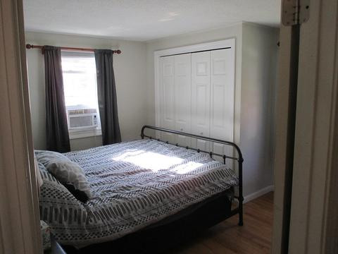 198 Hanson Dr, Springfield, MA 01128 photo 12