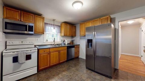 494 Mill St, Worcester, MA 01602 photo 12