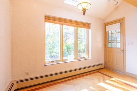 14 Meadow Ln, Needham, MA 02492 photo 6