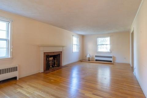 14 Meadow Ln, Needham, MA 02492 photo 10