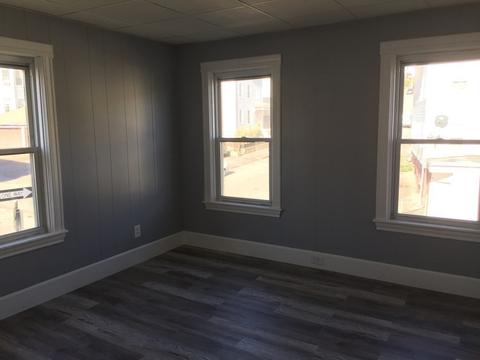 10 E Shelby St, Worcester, MA 01605 photo 14
