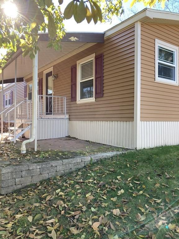 5 Sunshine Ter, North Grosvenor Dale, CT 06255 36 Photos MLS