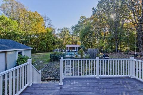 183 Chestnut St, Florence, MA 01062 photo 8