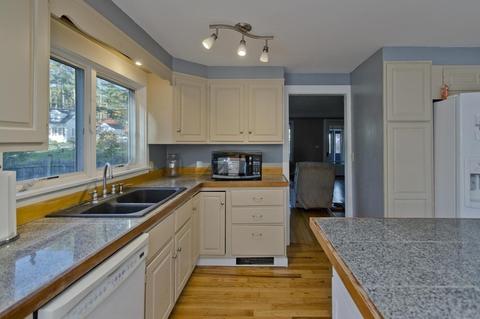 183 Chestnut St, Florence, MA 01062 photo 14