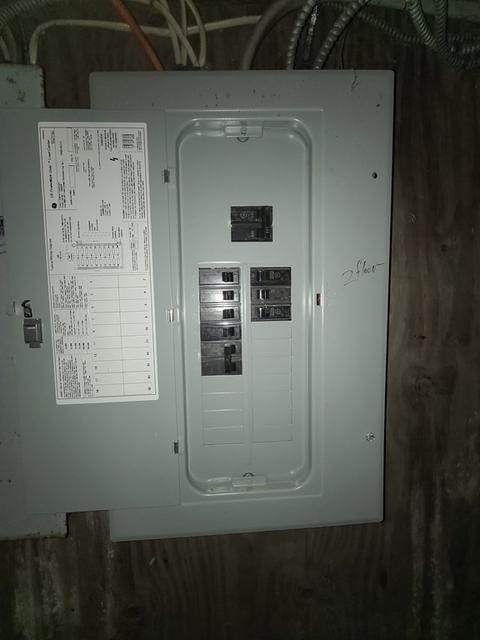 100 Oak St, Springfield, MA 01109 photo 4