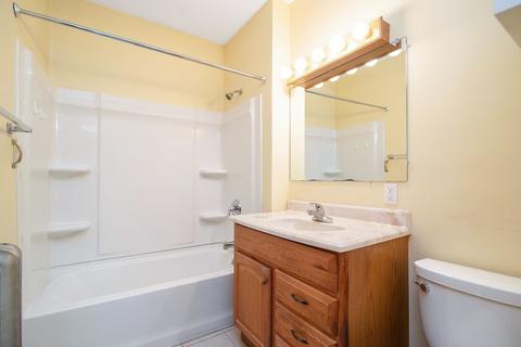 84 Orange St, Springfield, MA 01108 photo 17