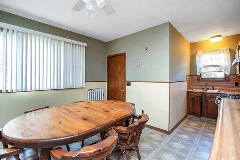 84 Orange St, Springfield, MA 01108 photo 9