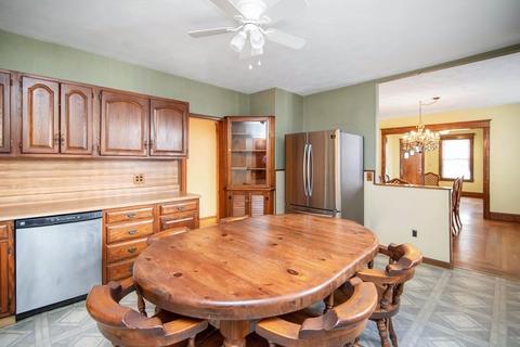 84 Orange St, Springfield, MA 01108 photo 8